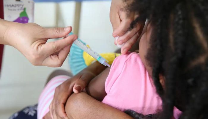 Projeto que institui vacinação nas escolas vai à sanção presidencial
